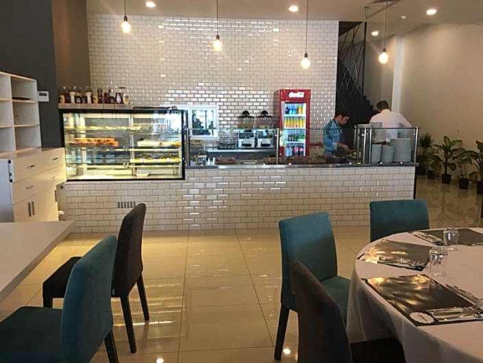 Pasta Teşhir / Paslanmaz Çelik Tezgahlar